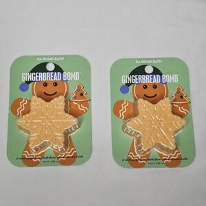 New Set of 2 Da Bomb Bath Gingerbread Bomb Snowflake Fizzer Surprise 2.85 oz ea